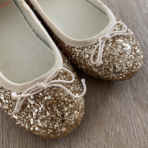 Crewcuts gold glitter ballet flats, Girls size 11 - Picture 2 of 7